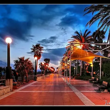 Ferienhaus Magnifico Adosado 800m De Playa *